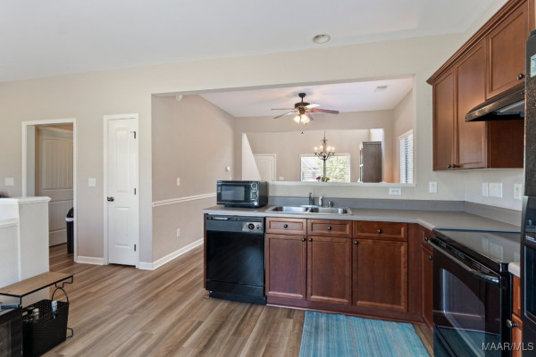 6617 RIDGEVIEW Circle