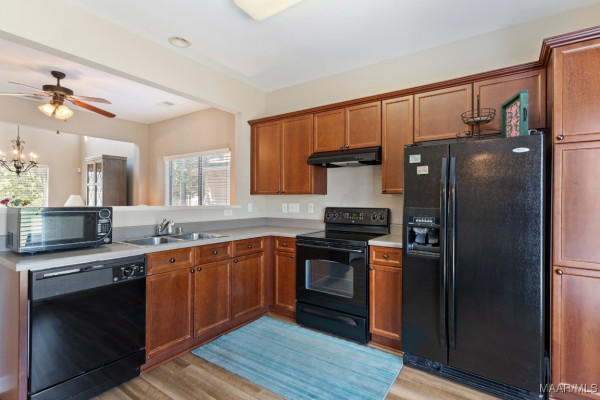 6617 RIDGEVIEW Circle