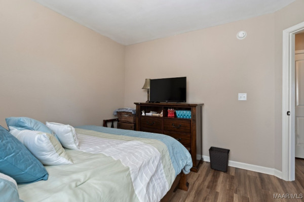 6617 RIDGEVIEW Circle