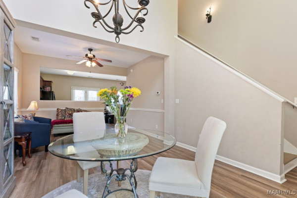6617 RIDGEVIEW Circle