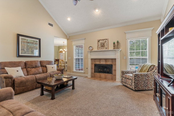 603 PRAIRIEVIEW Drive