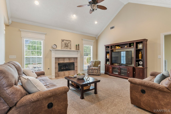 603 PRAIRIEVIEW Drive