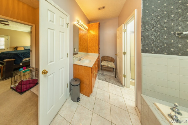 444 ALLENS Trail