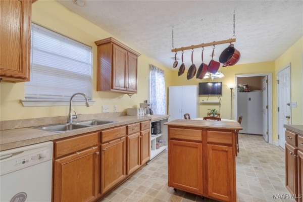 242 Ridgeview Drive