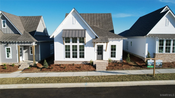 069 Ivy Avenue