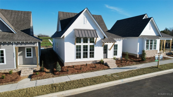 069 Ivy Avenue