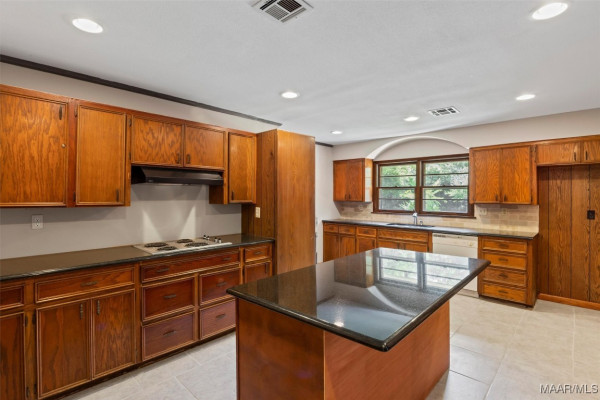 6100 Monticello Drive