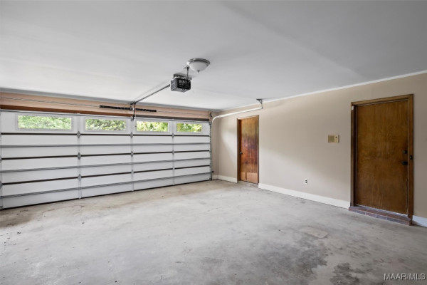 6100 Monticello Drive