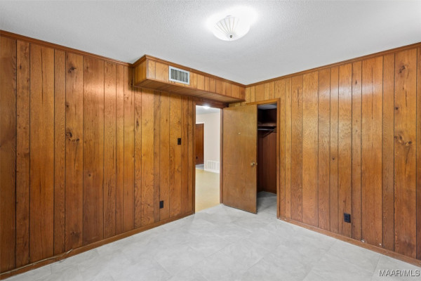 6100 Monticello Drive