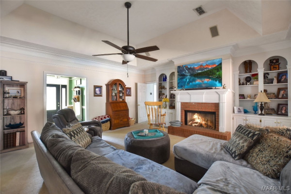 3943 Samantha Drive