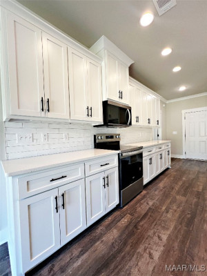85 Bellwood Drive
