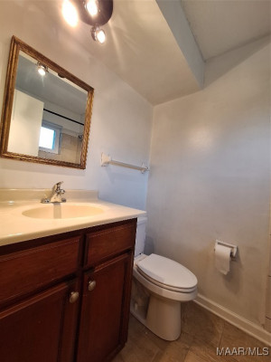 6704 QUAIL RIDGE Drive