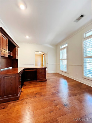 1660 St Elizabeth Square