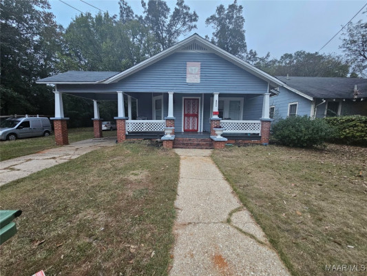 2233 E 4TH Street