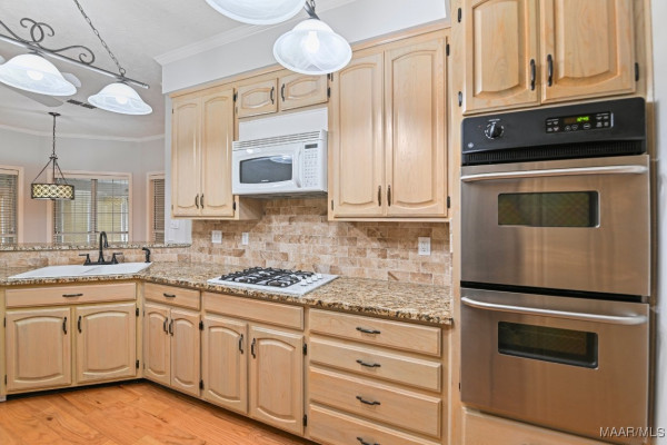 3748 Freeman Court