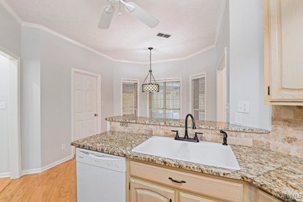 3748 Freeman Court