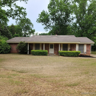 305 Daphne Lane