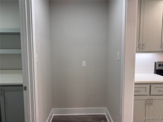 181 Poplar Street