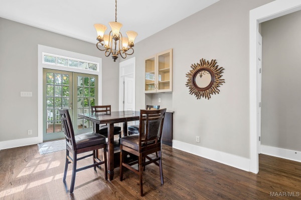 44 Avenue Of The Waters .