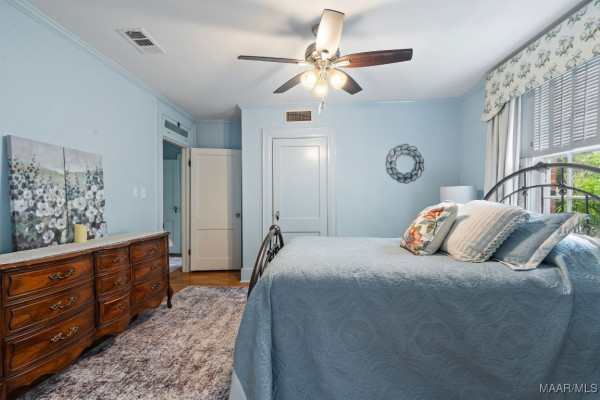 3478 Wellington Road