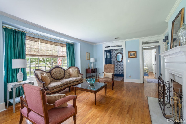 3478 Wellington Road