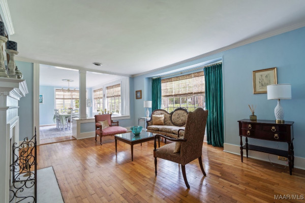 3478 Wellington Road