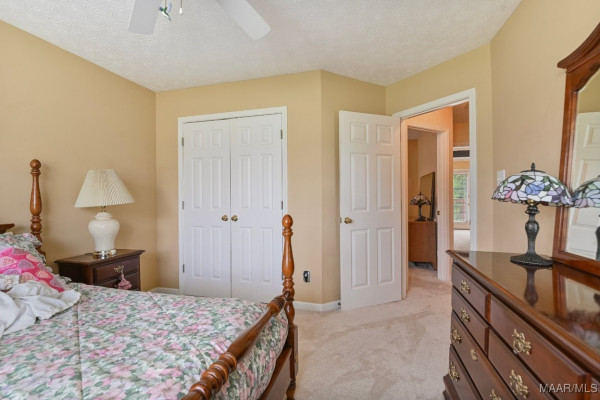 1684 RAMBLING BROOK Lane