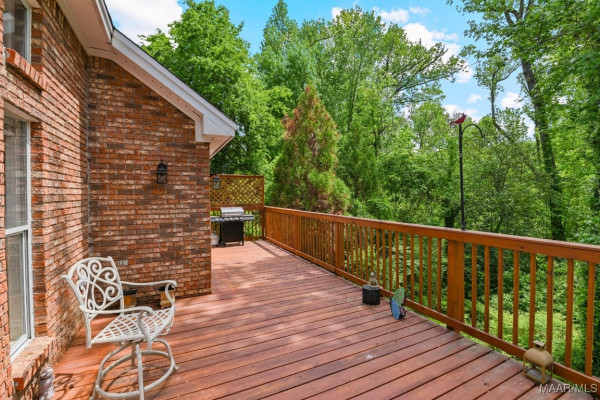 1684 RAMBLING BROOK Lane