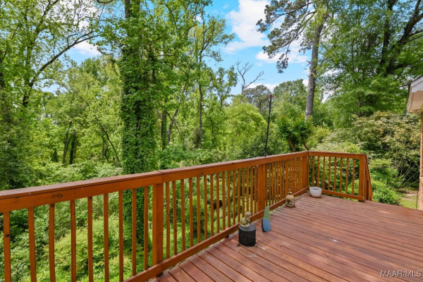 1684 RAMBLING BROOK Lane