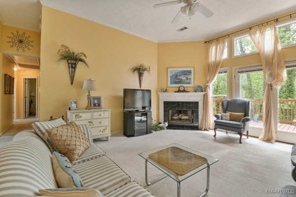 1684 RAMBLING BROOK Lane