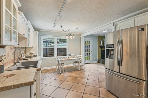 3898 Faunsdale Drive