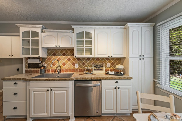 3898 Faunsdale Drive