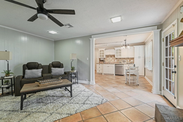 3898 Faunsdale Drive