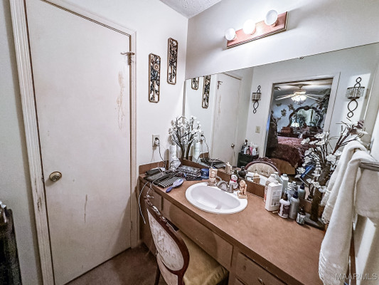 3719 Cricklewood Drive