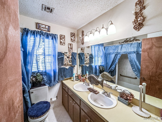 3719 Cricklewood Drive