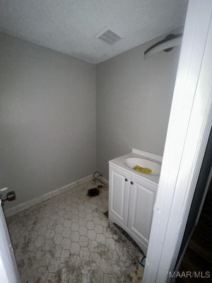 522 Winston Drive