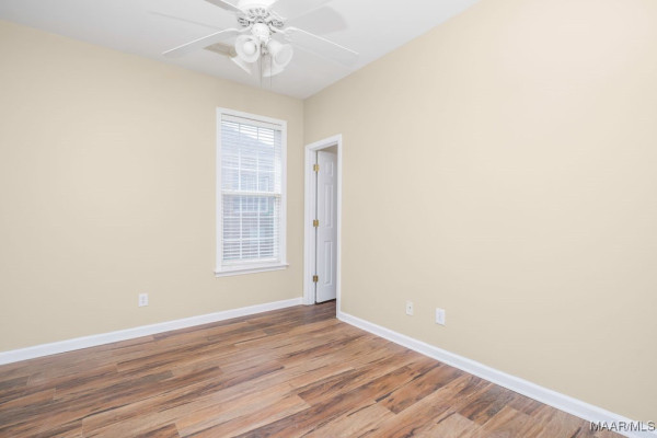 8332 Grayson Grove