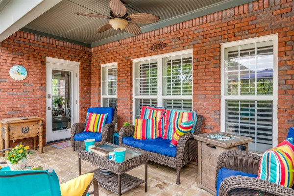 8207 Stonewall Court
