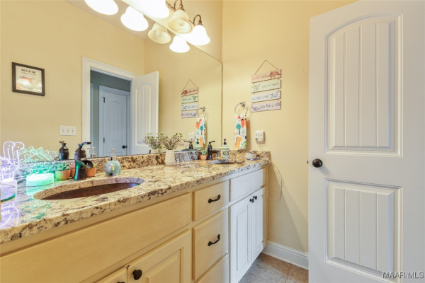 285 Grove Park Loop