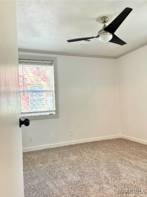 644 Iris Lane