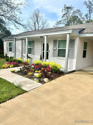 644 Iris Lane