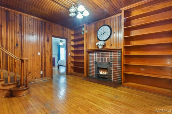 408 6th Street N