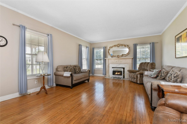 408 6th Street N