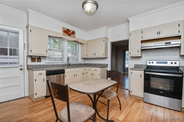 408 6th Street N
