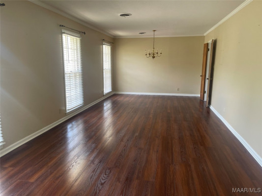 3244 Cheltenham Drive