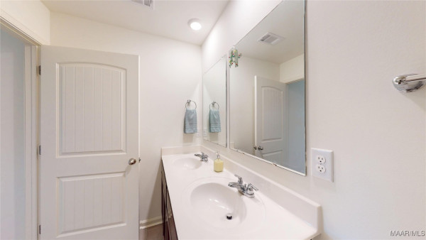 5036 Pike Loop