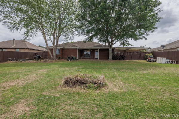 613 VINTAGE Way