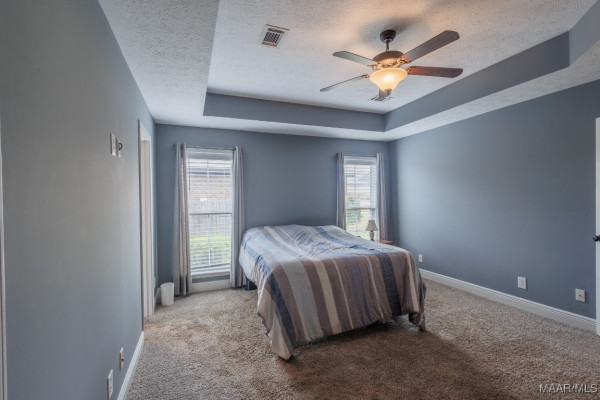 613 VINTAGE Way