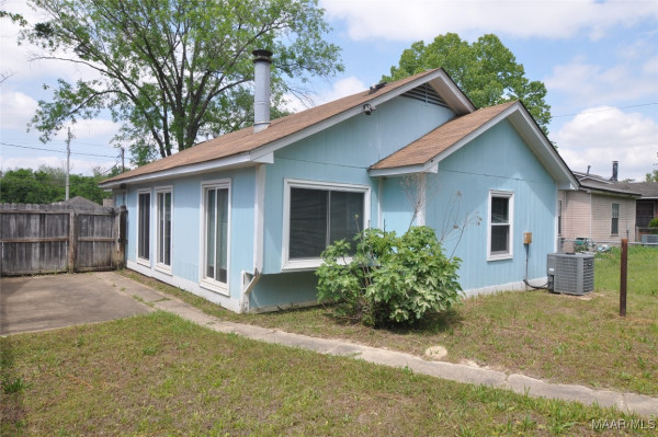 3212 Herbert Drive