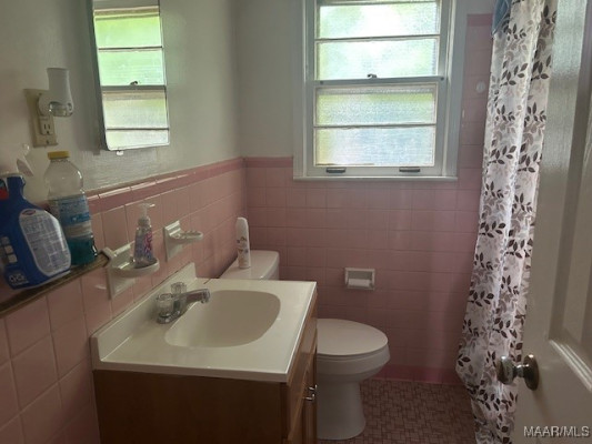 1311 AVALON Lane